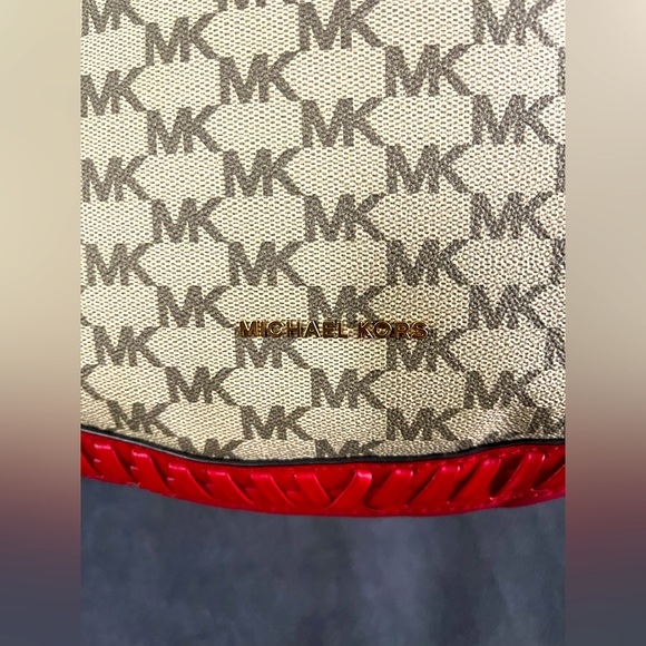Michael Kors handbag - Picture 5 of 6